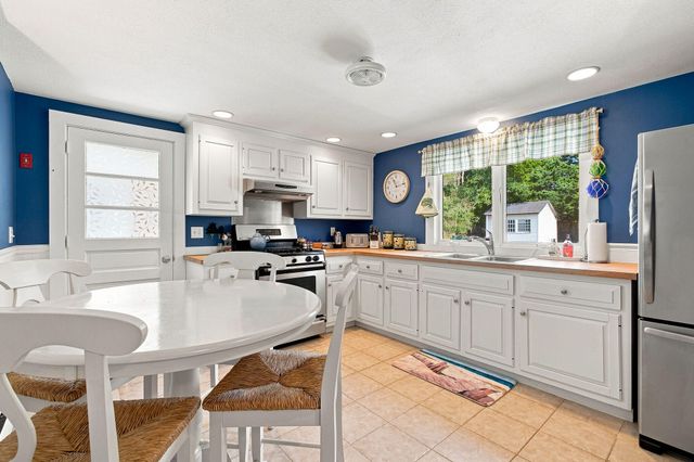 4 Old Mill Lane, Harwich, MA 02645