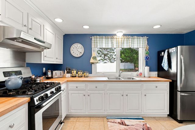 4 Old Mill Lane, Harwich, MA 02645