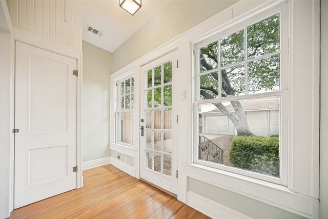 6139 La Vista Drive, Dallas, TX 75214