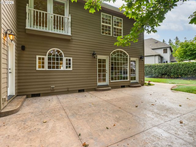 1845 N TEAKWOOD Cir, Canby, OR 97013