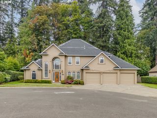 1845 N TEAKWOOD Cir, Canby, OR 97013