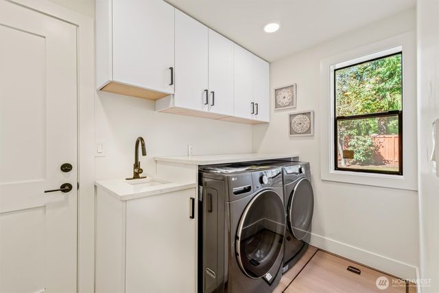 18501 28th Avenue SE, Bothell, WA 98012