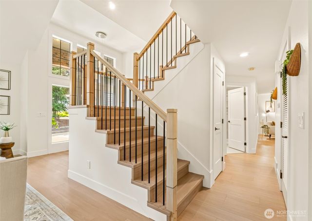 18501 28th Avenue SE, Bothell, WA 98012