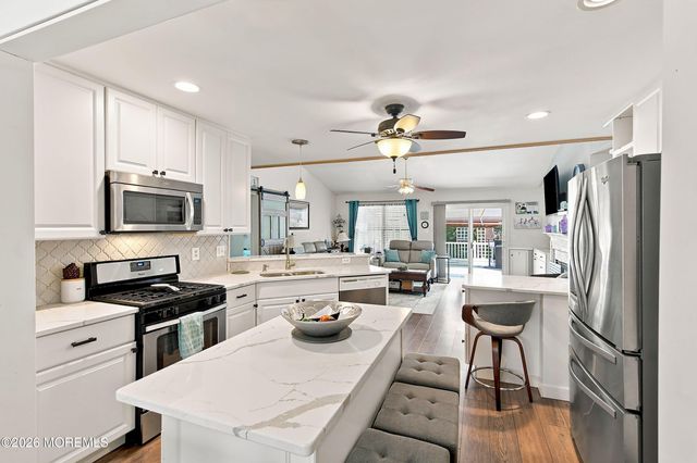 133 Mooring Road, Manahawkin, NJ 08050