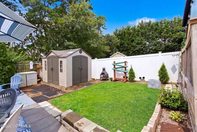 133 Mooring Road, Manahawkin, NJ 08050