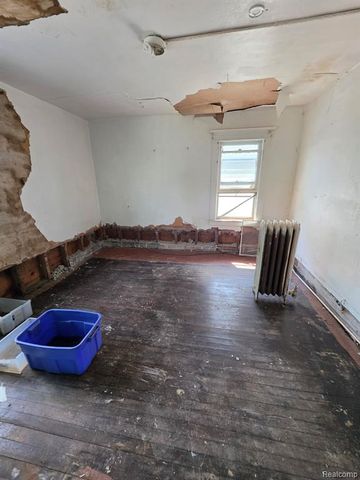 2025 Adams Avenue, Flint, MI 48505