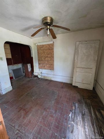 2025 Adams Avenue, Flint, MI 48505