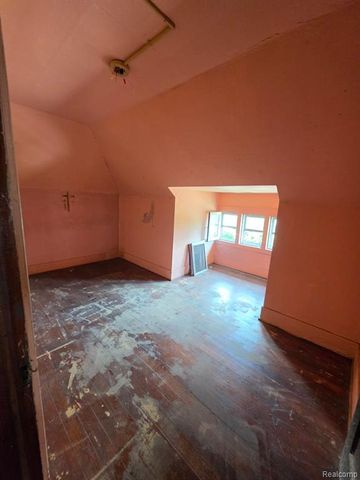 2025 Adams Avenue, Flint, MI 48505