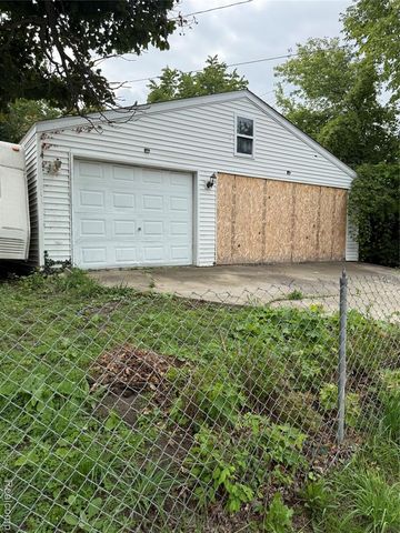2025 Adams Avenue, Flint, MI 48505