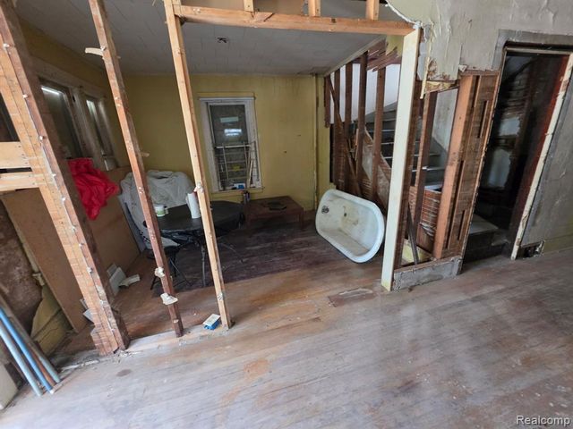 2025 Adams Avenue, Flint, MI 48505