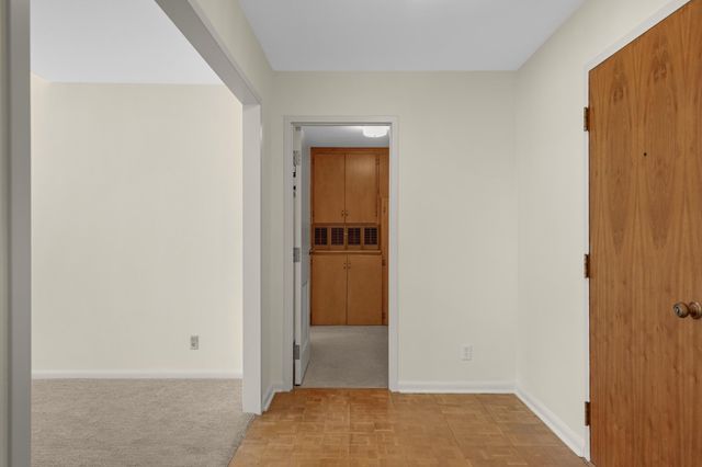3540 James Avenue S 106, Minneapolis, MN 55408