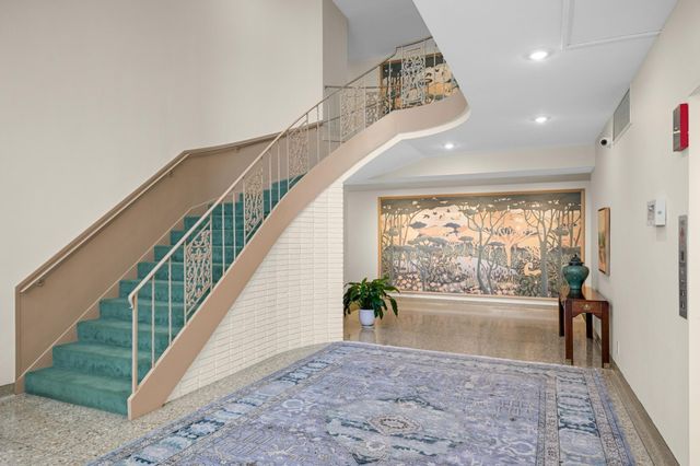 3540 James Avenue S 106, Minneapolis, MN 55408