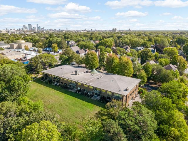 3540 James Avenue S 106, Minneapolis, MN 55408