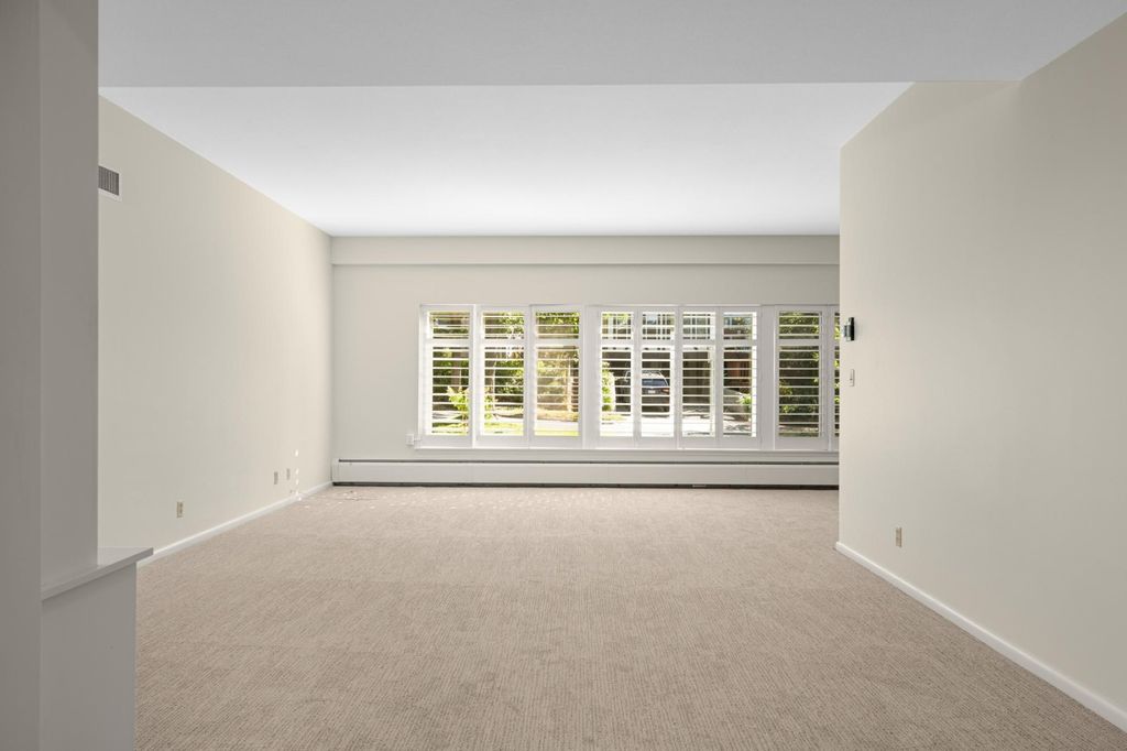 3540 James Avenue S 106, Minneapolis, MN 55408 — photo 5