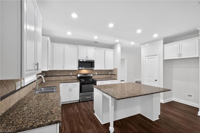 3961 Stafford Run Court, High Point, NC 27265