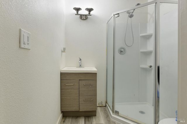 1911 Corby Ave, Santa Rosa, CA 95407