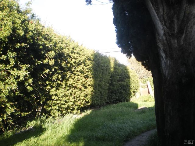 1911 Corby Ave, Santa Rosa, CA 95407