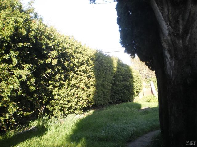 1911 Corby Ave, Santa Rosa, CA 95407