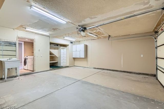 733 Strawberry Place, Henderson, NV 89002