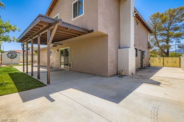 733 Strawberry Place, Henderson, NV 89002
