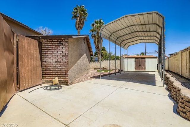 733 Strawberry Place, Henderson, NV 89002