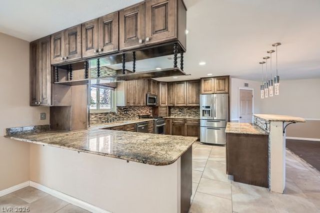 733 Strawberry Place, Henderson, NV 89002