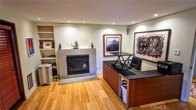 3205 Bayview Drive, Manhattan Beach, CA 90266