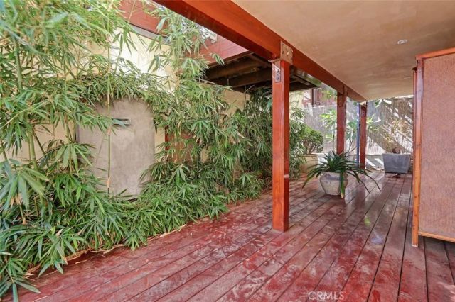 3205 Bayview Drive, Manhattan Beach, CA 90266