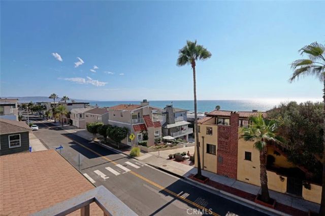 3205 Bayview Drive, Manhattan Beach, CA 90266