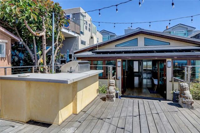 3205 Bayview Drive, Manhattan Beach, CA 90266
