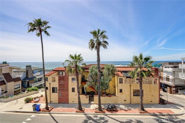 3205 Bayview Drive, Manhattan Beach, CA 90266