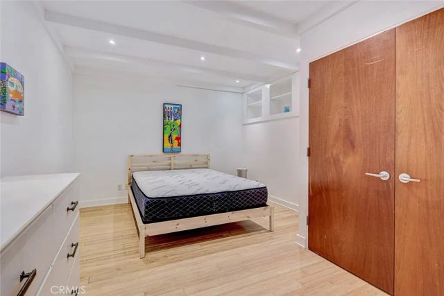 3205 Bayview Drive, Manhattan Beach, CA 90266