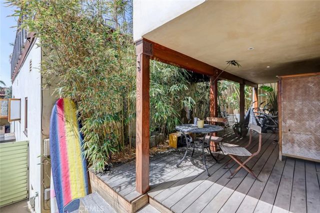 3205 Bayview Drive, Manhattan Beach, CA 90266