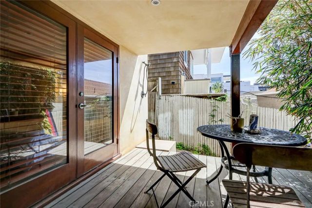 3205 Bayview Drive, Manhattan Beach, CA 90266