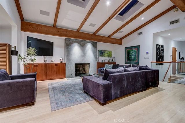 3205 Bayview Drive, Manhattan Beach, CA 90266