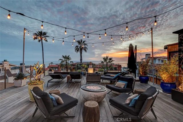 3205 Bayview Drive, Manhattan Beach, CA 90266