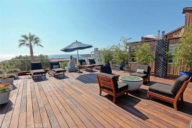 3205 Bayview Drive, Manhattan Beach, CA 90266