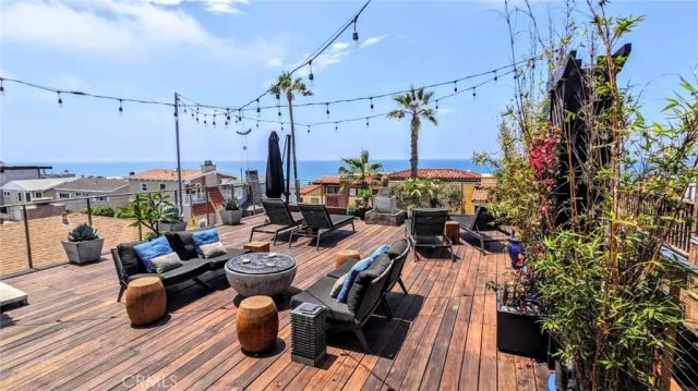3205 Bayview Drive, Manhattan Beach, CA 90266