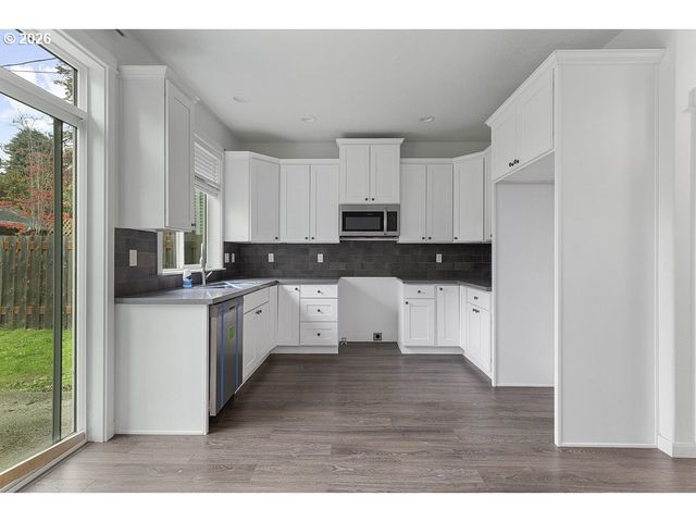 427 Se 154TH Ave, Portland, OR 97233