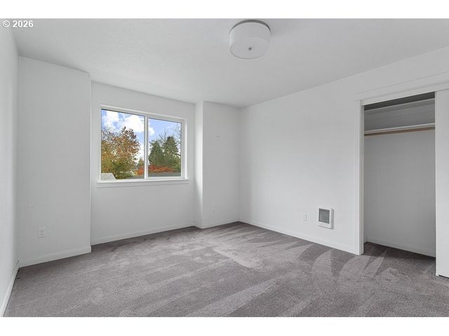 427 Se 154TH Ave, Portland, OR 97233