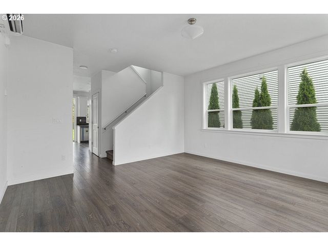 427 Se 154TH Ave, Portland, OR 97233