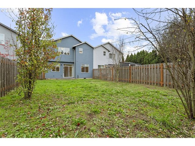 427 Se 154TH Ave, Portland, OR 97233
