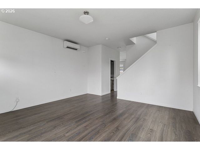 427 Se 154TH Ave, Portland, OR 97233