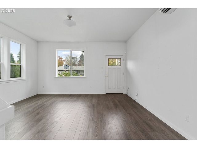 427 Se 154TH Ave, Portland, OR 97233