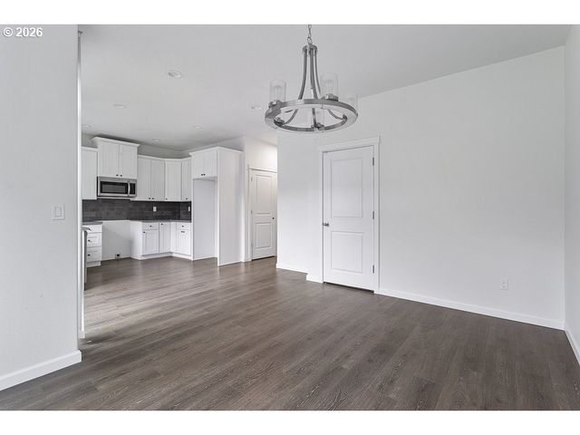 427 Se 154TH Ave, Portland, OR 97233