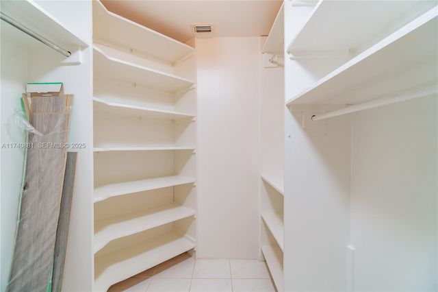 3530 Mystic Pointe Drive 1513, Aventura, FL 33180