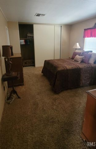 4304 Sabal Court, Bakersfield, CA 93301