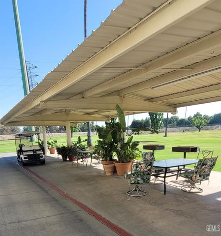 4304 Sabal Court, Bakersfield, CA 93301