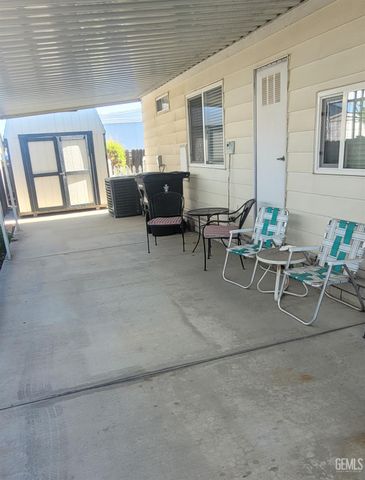 4304 Sabal Court, Bakersfield, CA 93301
