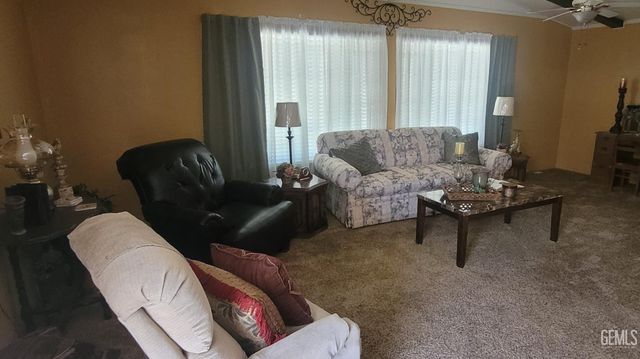 4304 Sabal Court, Bakersfield, CA 93301